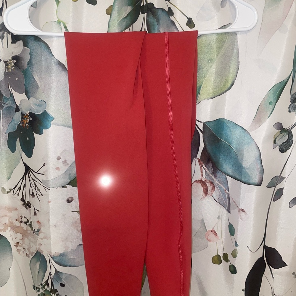 Lululemon Wunder Train High Rise
